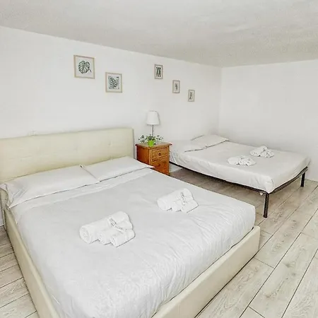 Cozy Basement Navigli Daire *