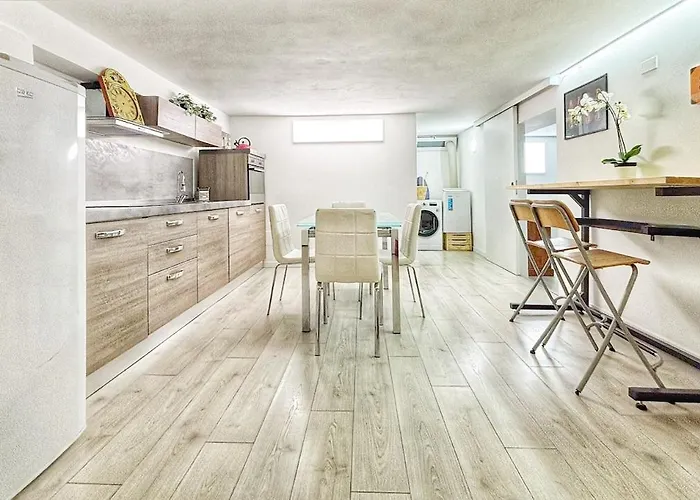 Apartament Cozy Basement Navigli Mediolan